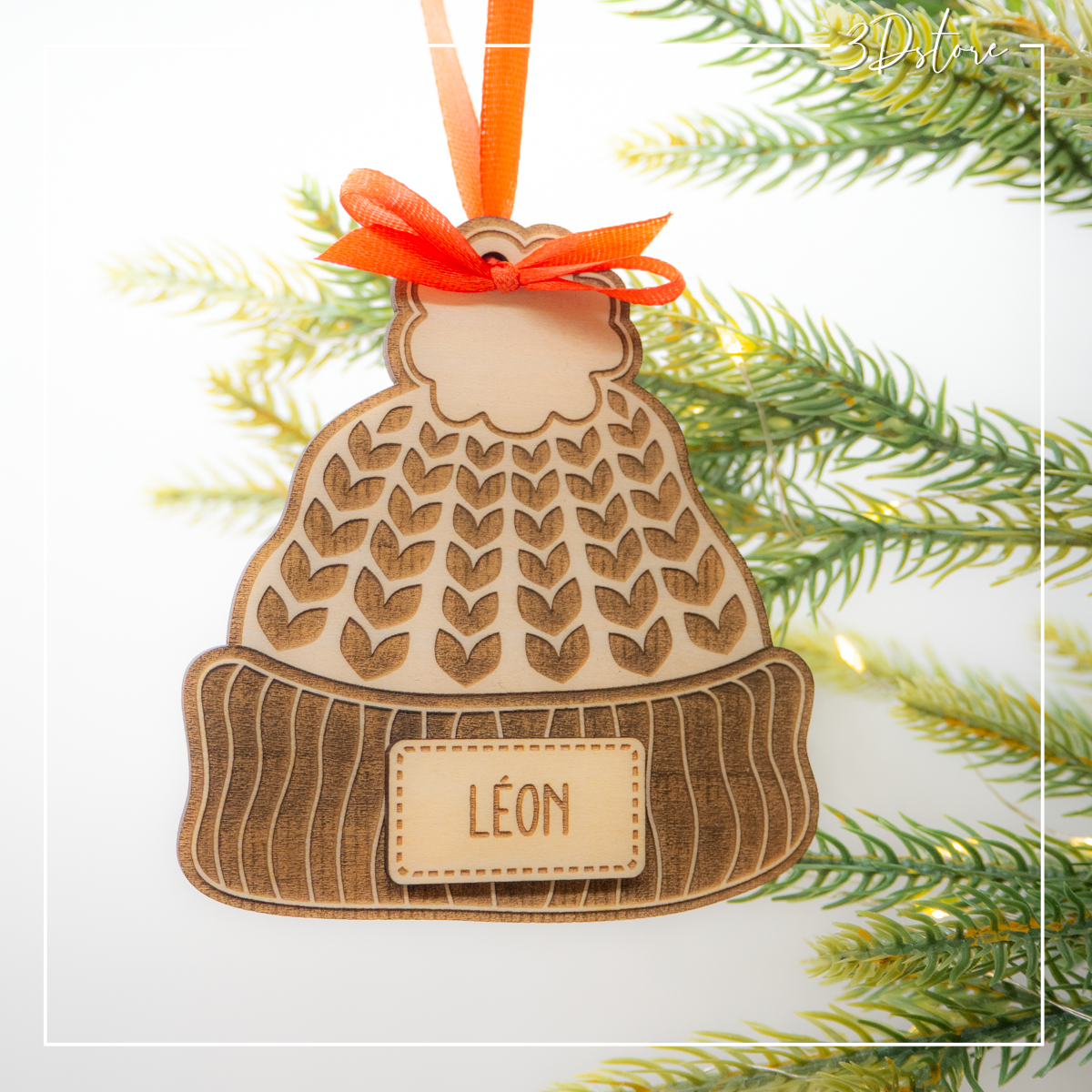 Suspension en bois - Bonnet de Noël personnalisable